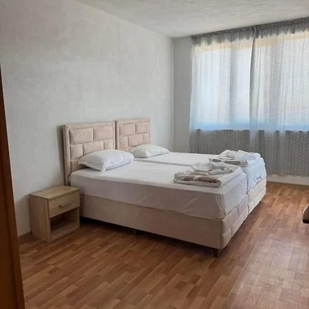 Dream Bay Apartments 4*