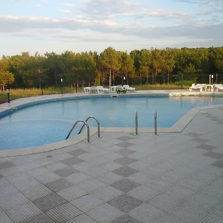 Dream Bay Apartments 4*