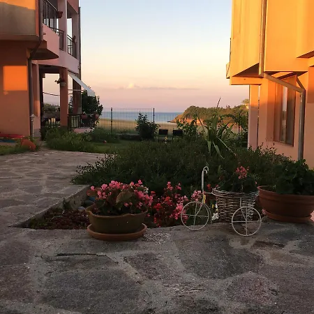 Hotel apartamentowy Dream Bay Apartments
